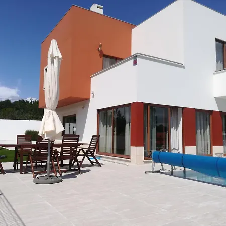 Dalagoa Charm Pool Vakantiehuis